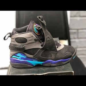 Air Jordan 8 Retro BG